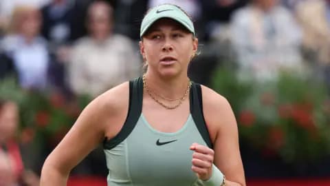 Teniste Yıldızların Savaşı: Anisimova ve Jovic Andy Murray Arena'da Karşı Karşıya Teniste Yıldızların Savaşı: Anisimova ve Jovic Andy Murray Arena'da Karşı Karşıya