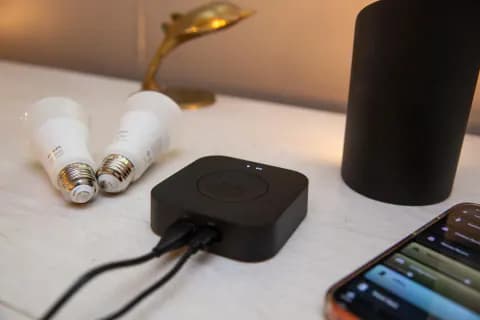 Philips Hue Bridge Pro ve SpatialAware: Akıllı Aydınlatmada Yeni Dönem Philips Hue Bridge Pro ve SpatialAware: Akıllı Aydınlatmada Yeni Dönem