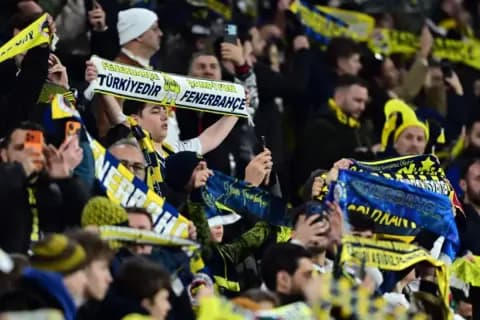 Fenerbahçe'nin Avusturya Kampı ve Hazırlık Maçları Takvimi Belli Oldu Fenerbahçe'nin Avusturya Kampı ve Hazırlık Maçları Takvimi Belli Oldu