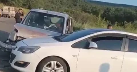 Bingöl Genç'te Taziye Dönüşü Kazası: 4 Kişi Yaralandı Bingöl Genç'te Taziye Dönüşü Kazası: 4 Kişi Yaralandı