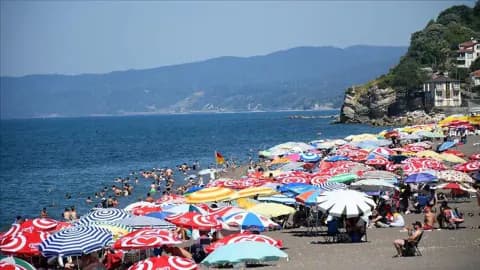 Bolu'ya En Yakın Mavi Bayraklı Plajlar: İşte Temiz ve Güvenli Liste Bolu'ya En Yakın Mavi Bayraklı Plajlar: İşte Temiz ve Güvenli Liste