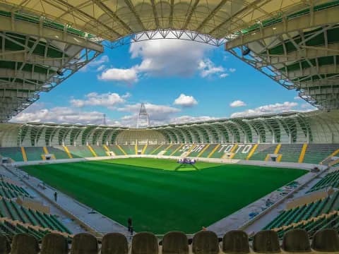 Süper Lig'den Amatörlere: Akhisarspor'un Şaşırtıcı Dönüş Planı Süper Lig'den Amatörlere: Akhisarspor'un Şaşırtıcı Dönüş Planı