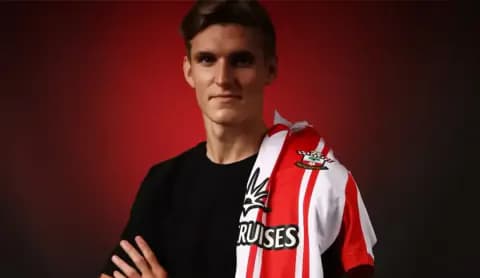 Southampton Kararını Verdi: Elias Jelert Galatasaray'a mı Dönüyor? Southampton Kararını Verdi: Elias Jelert Galatasaray'a mı Dönüyor?