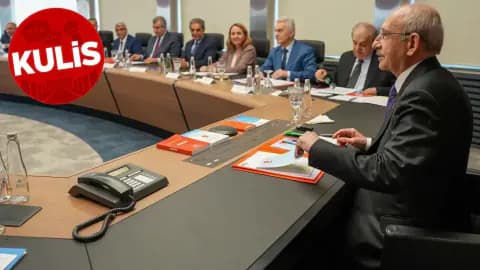 CHP MYK Toplantısı'nda Kritik Gündem: Olağanüstü Kurultay Masada mı? CHP MYK Toplantısı'nda Kritik Gündem: Olağanüstü Kurultay Masada mı?