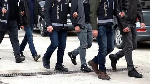 Ankara'da Dev Bahis Operasyonu: 5,3 Milyar TL'lik Trafik ve 44 Tutuklama Ankara'da Dev Bahis Operasyonu: 5,3 Milyar TL'lik Trafik ve 44 Tutuklama