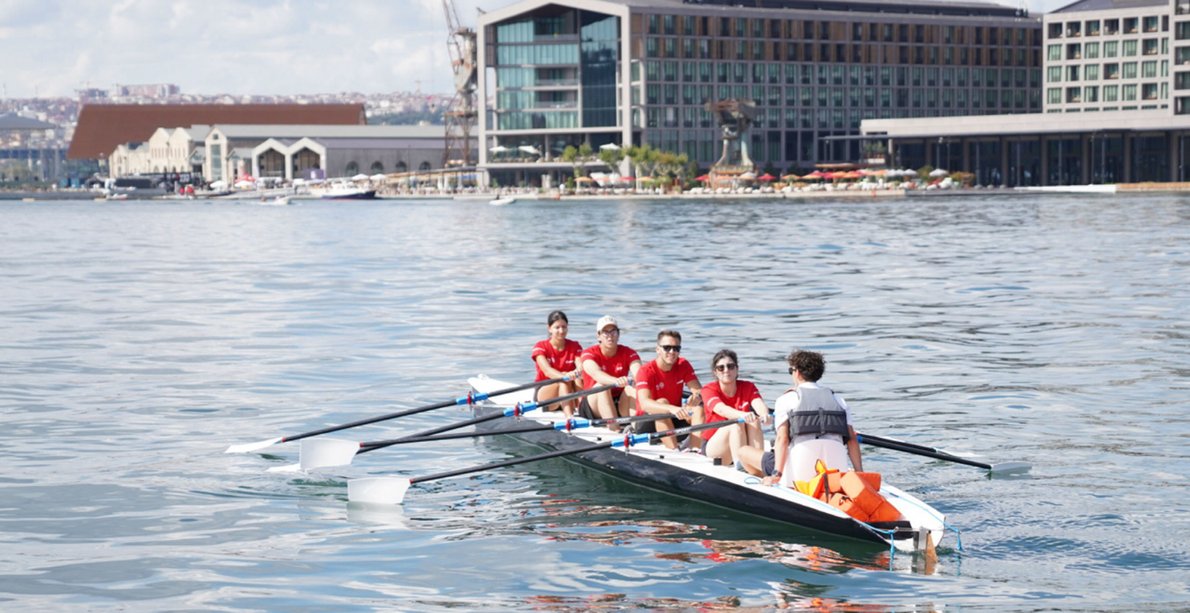 Corendon Kürek Takımları Rixos Tersane İstanbul’da Yarıştı