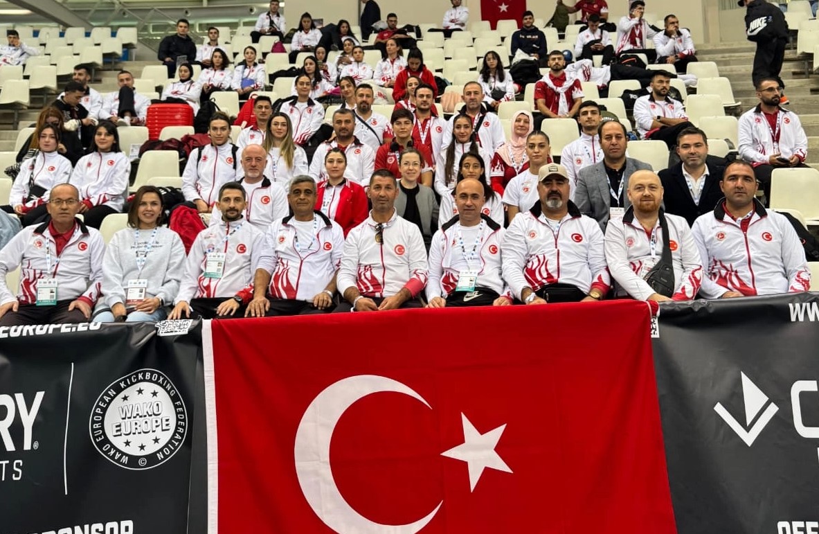 Türkiye Kick Boks Milli Takımı Atina'ya Gidiyor